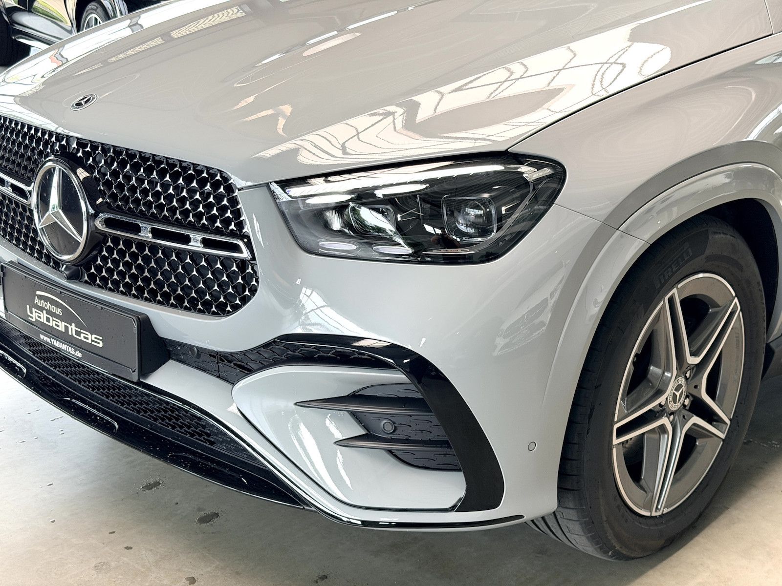 Mercedes-Benz GLE 300 d 4M AMG Night Pano DISTRONIC+ 360°-K AI