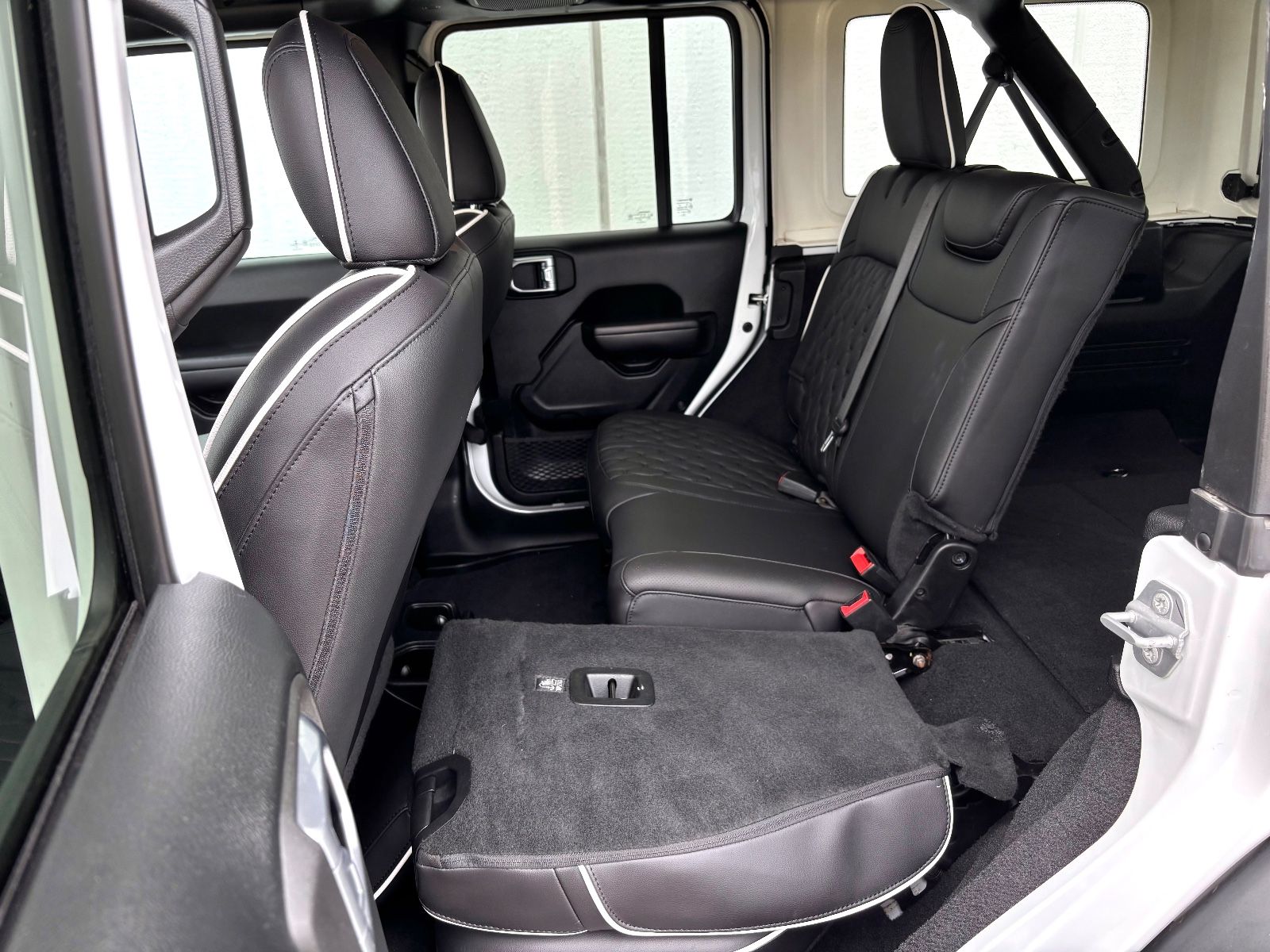 Jeep Wrangler 3.0 Diesel 4x4 UNLIMITED ISLANDER