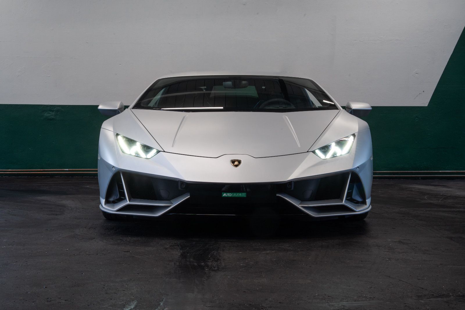 Lamborghini Huracán EVO AWD - Samsaru's Car Outlet