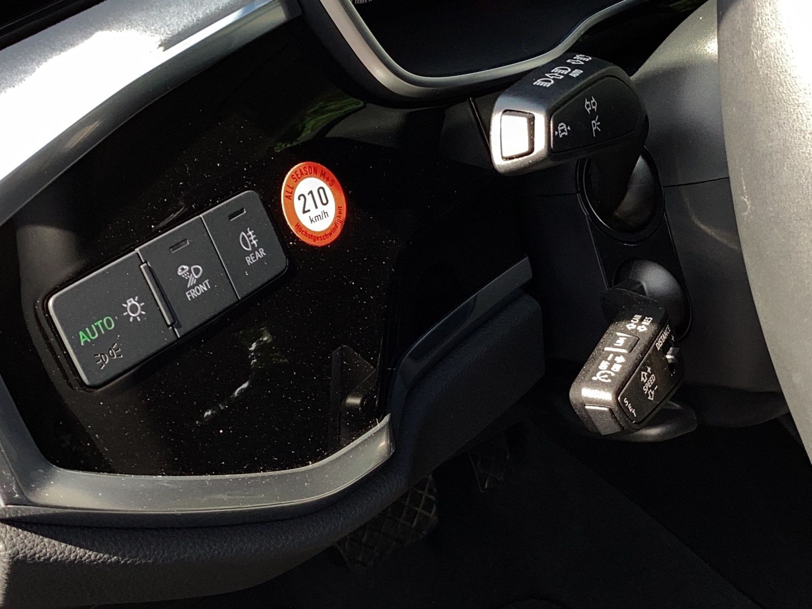 Audi Q3 40 TFSI Q ADVANCED - Samsaru's Car Outlet