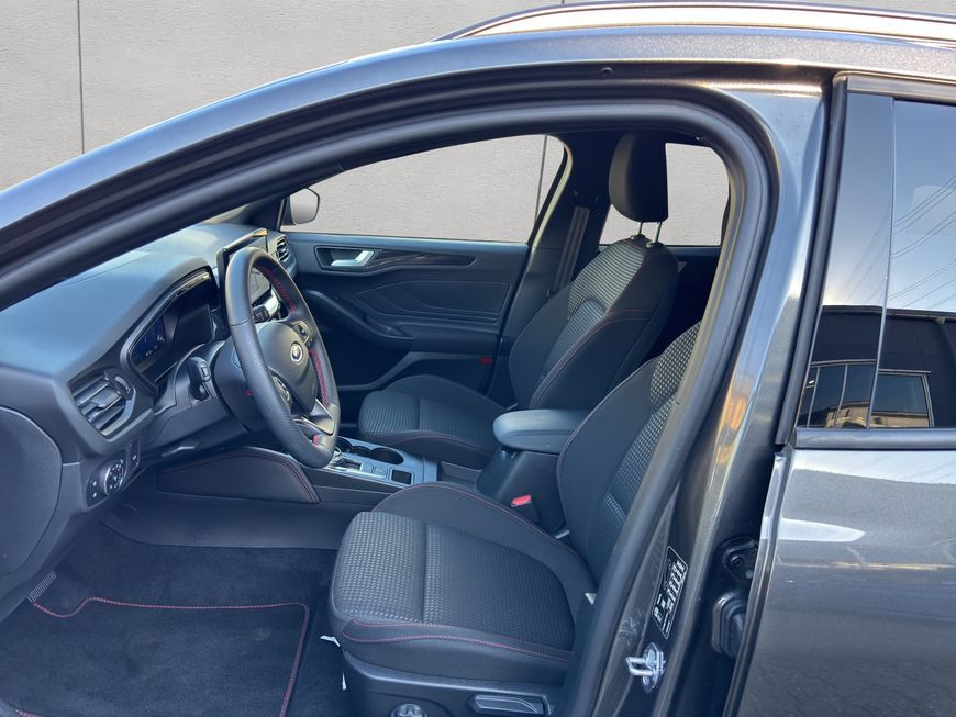 Ford Focus Turnier 1.5 EcoBlue Aut. ST-LINE X +ANHÄNG