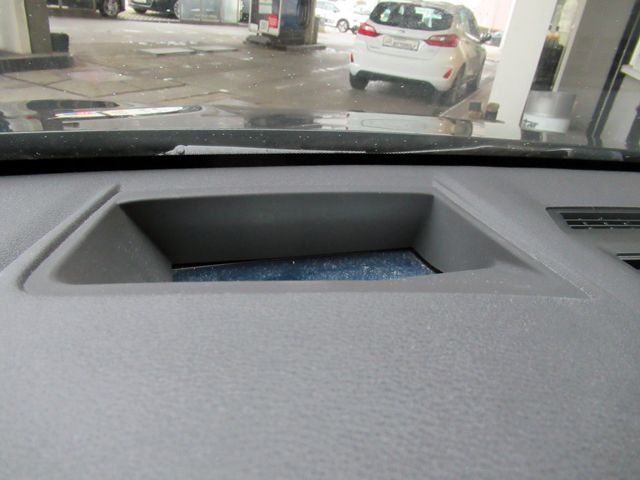 BMW X1 xDrive 20d Aut Advantage - Samsaru's Car Outlet