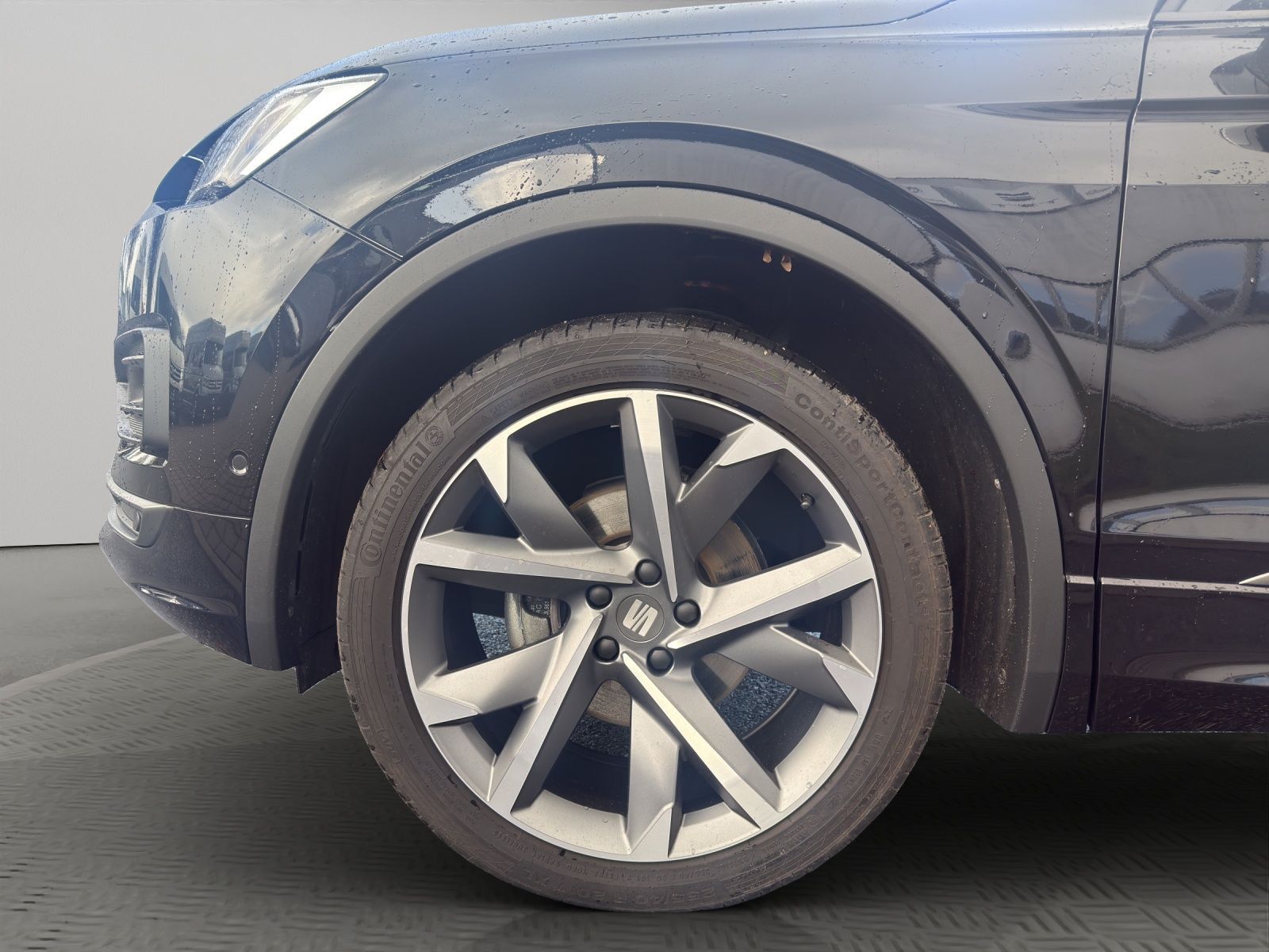 Seat Tarraco 1.5 TSI DSG FR AHK+NAVI+ACC+LED+KAMERA
