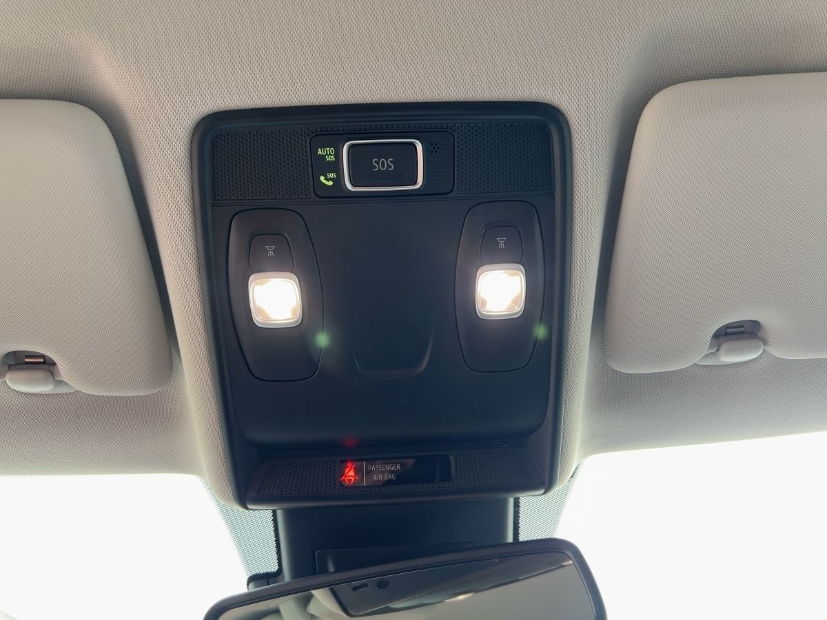 Renault Captur 2 INTENS E-TECH PLUG-IN - Samsaru's Car Outlet