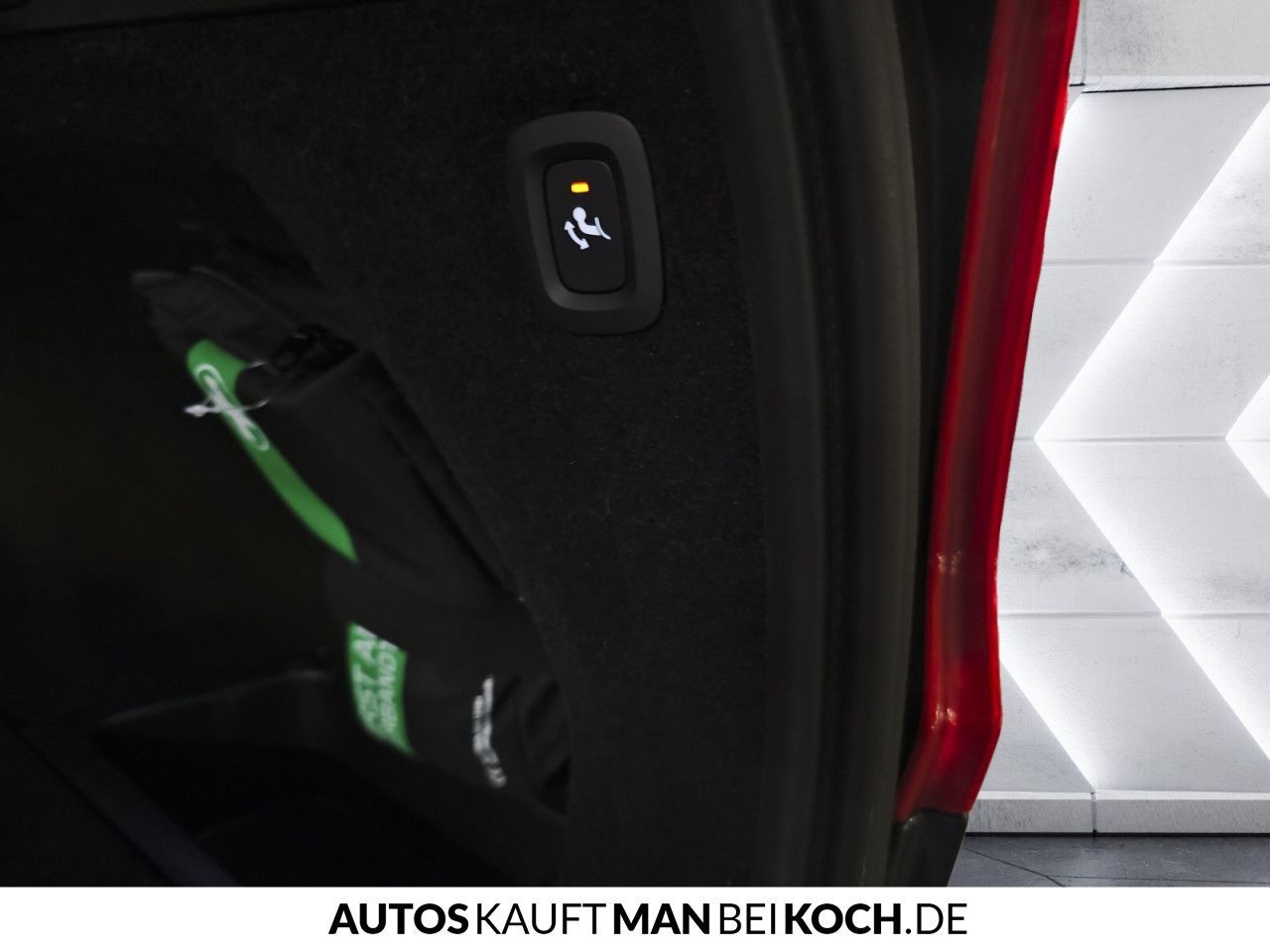 Volvo XC90 B5 AWD PlusBright STHz AHK 360 VLED MEM H&K