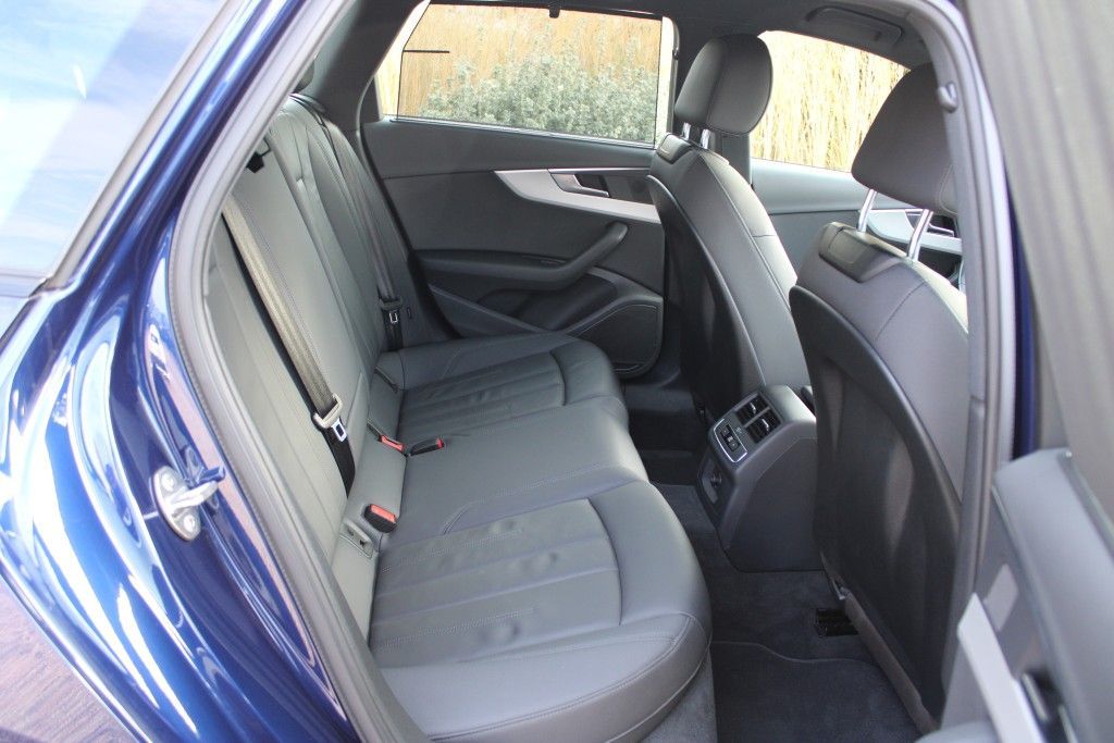 Audi A4 Avant TDI S tronic Black - Samsaru's Car Outlet