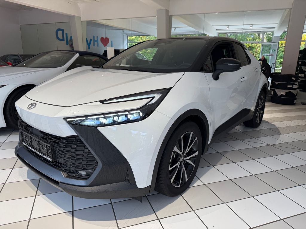 Toyota C-HR 1.8 Hybrid Team Deutschland