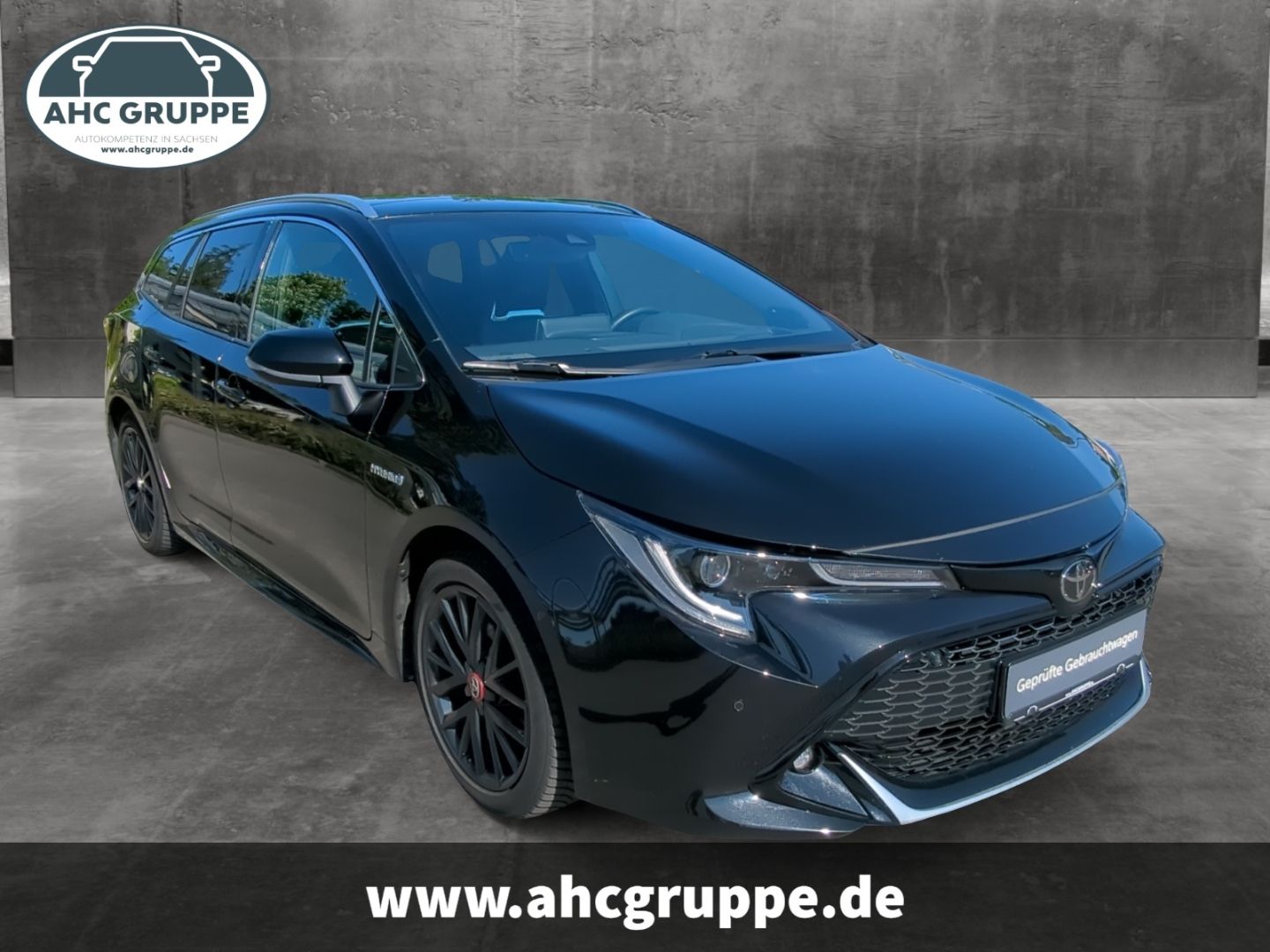 Toyota Corolla Touring Sports 2.0 Hybrid - Samsaru's Car Outlet