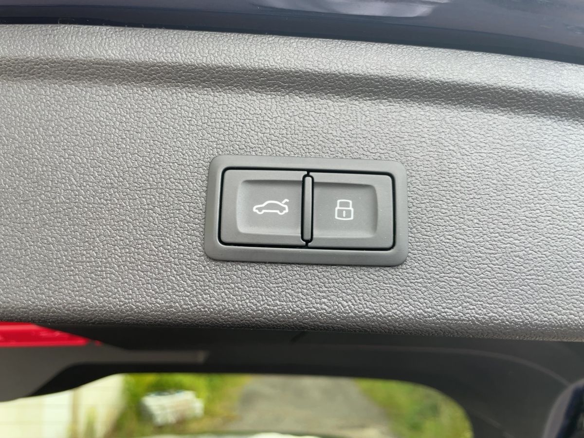 Audi A3 Sportback 40 TFSI e S-Line - Samsaru's Car Outlet