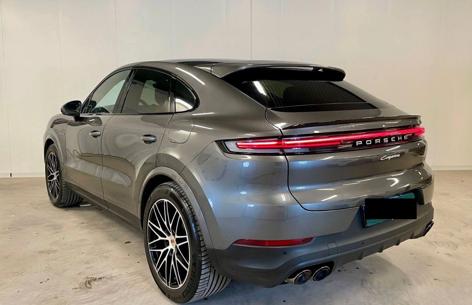 Porsche Cayenne Coupe E-Hybrid