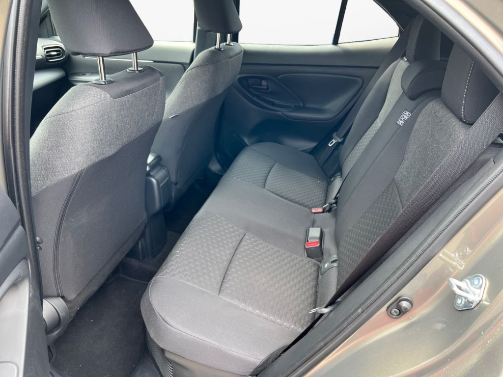 Toyota Yaris Cross Team D mit WP+SP