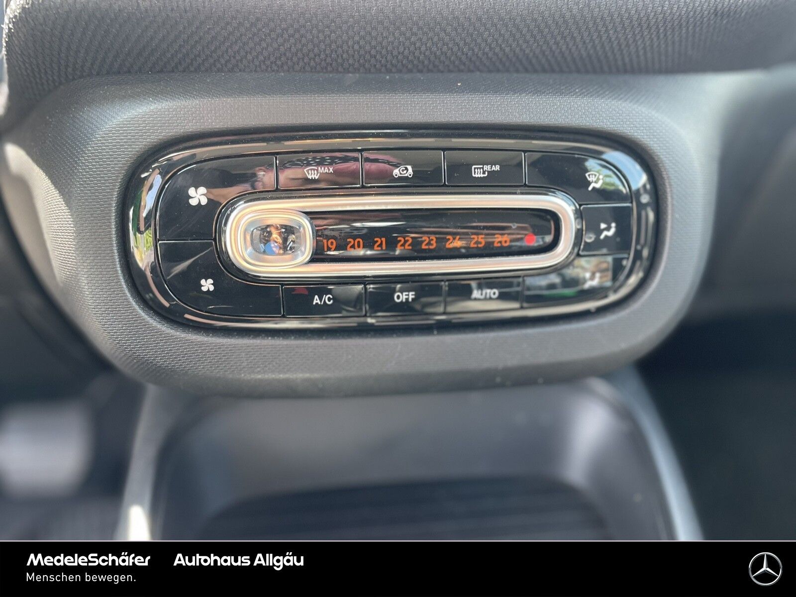 Smart smart EQ fortwo cabrio Passion Plus - Samsaru's Car Outlet