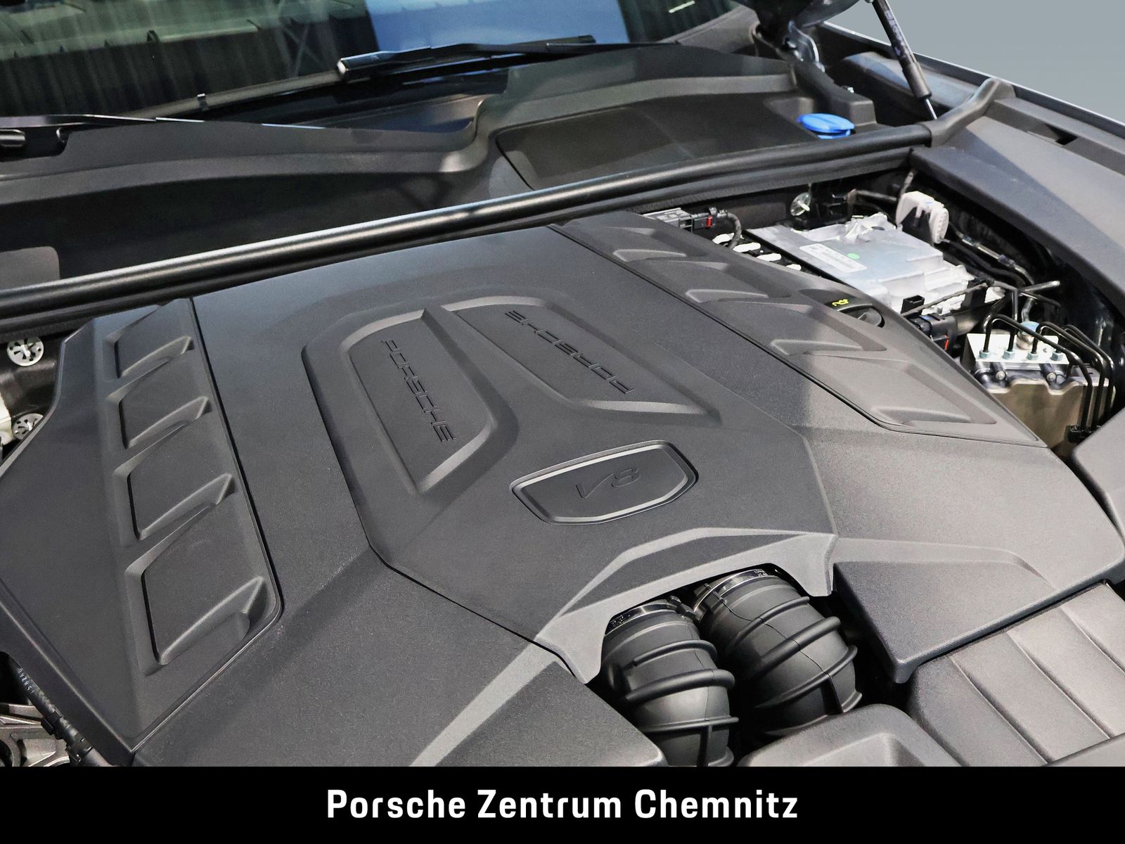 Porsche Cayenne GTS PCCB;18-Wege;Standhzg.;InnoDrive