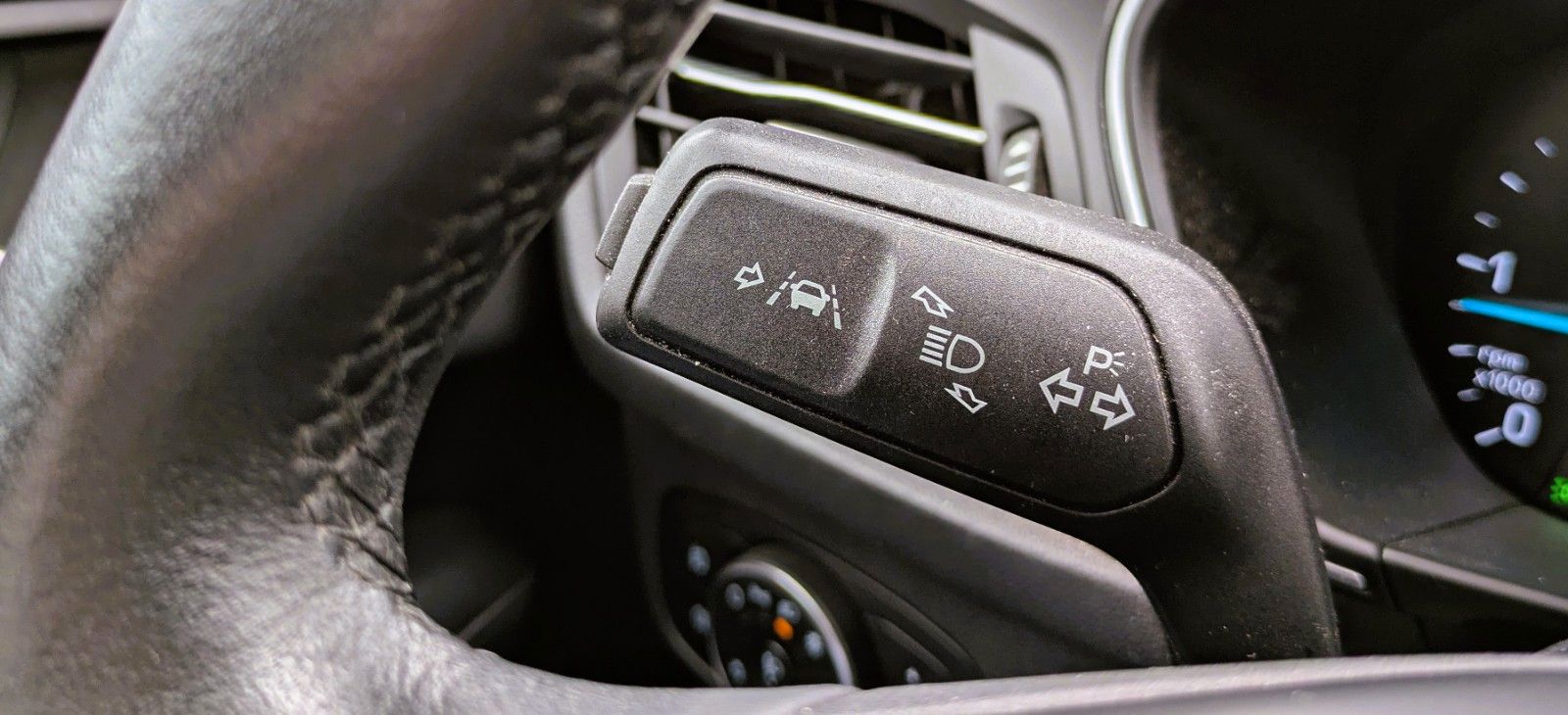 Ford Focus Turnier Cool & Connect *AHK*KAMERA*LED*
