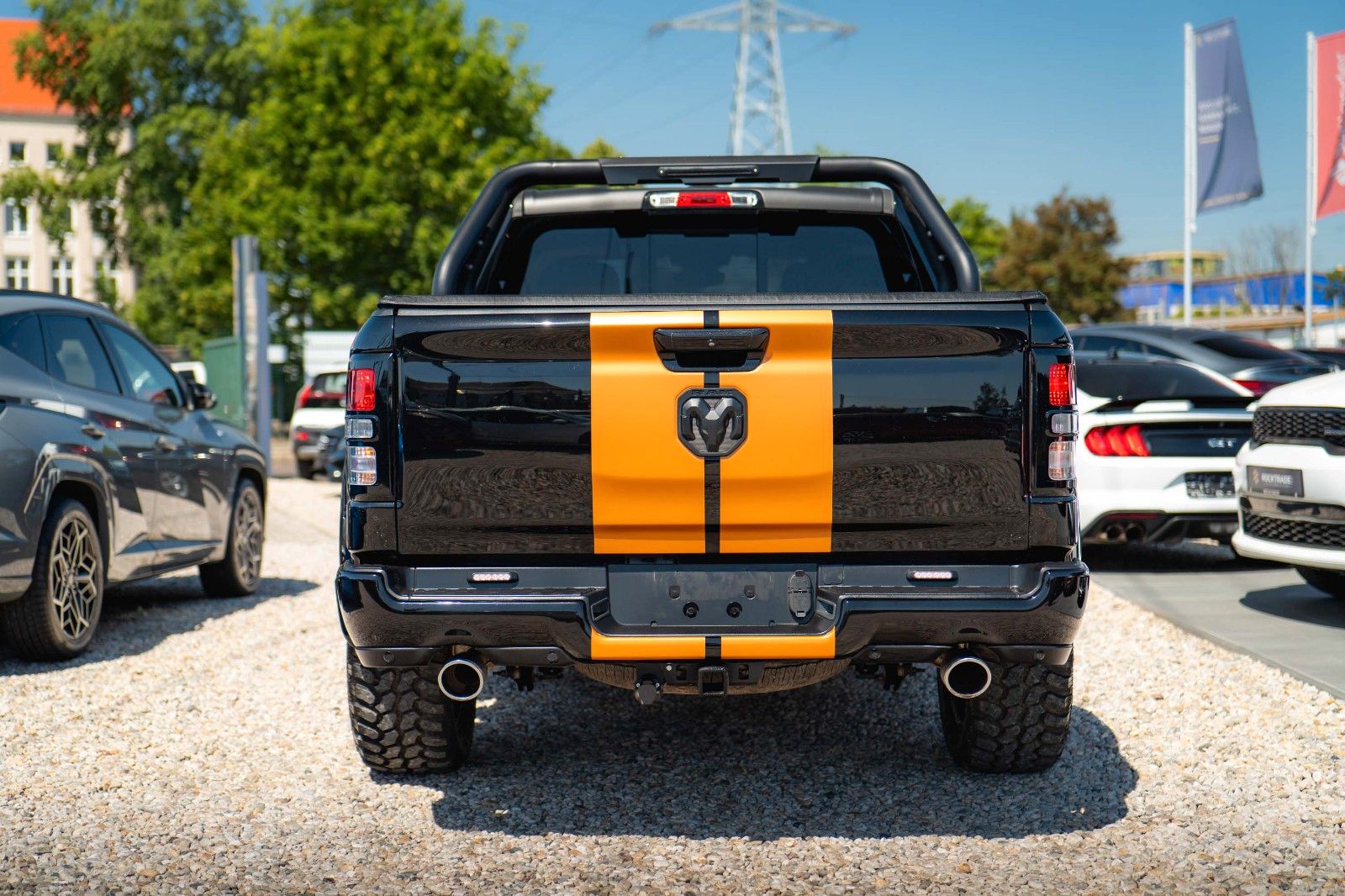 Dodge RAM 5.7 V8 HEMI 4x4 OFFROAD Night-Paket *LED*19%