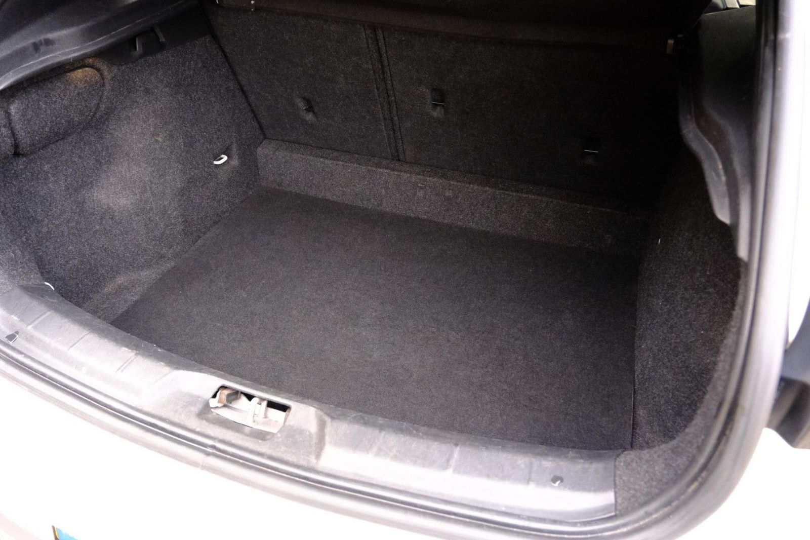 Volvo V40 1.5 T3 Polar+ Sport Aut. Pano|Leder-Alcant|C