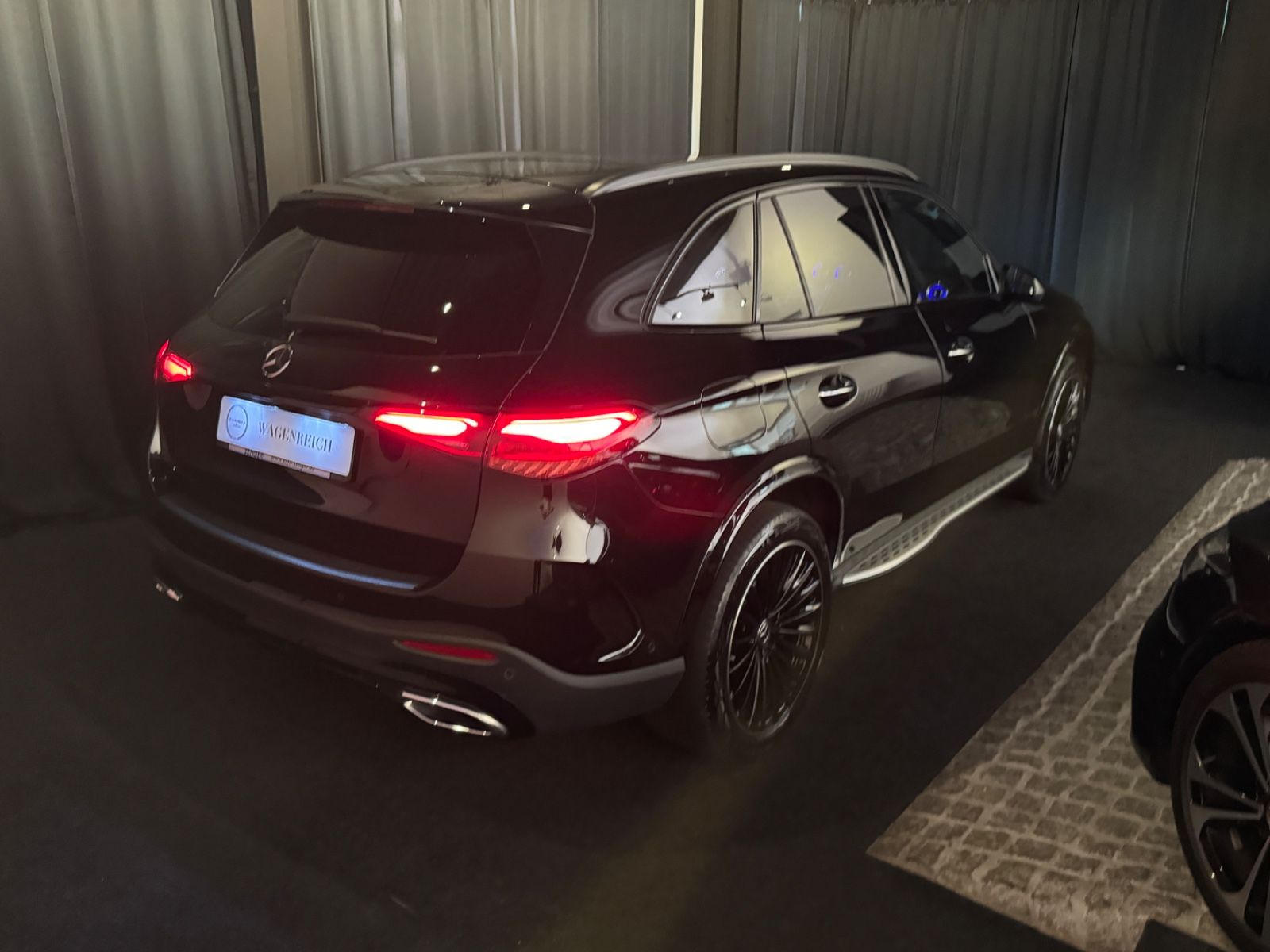 Mercedes-Benz GLC 400/ 4Matic / AMG / BURMESTER/ PANO e 4Matic