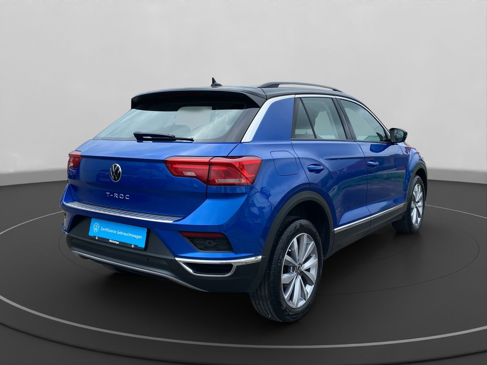 Volkswagen T-Roc 2.0 TDI Style - Samsaru's Car Outlet