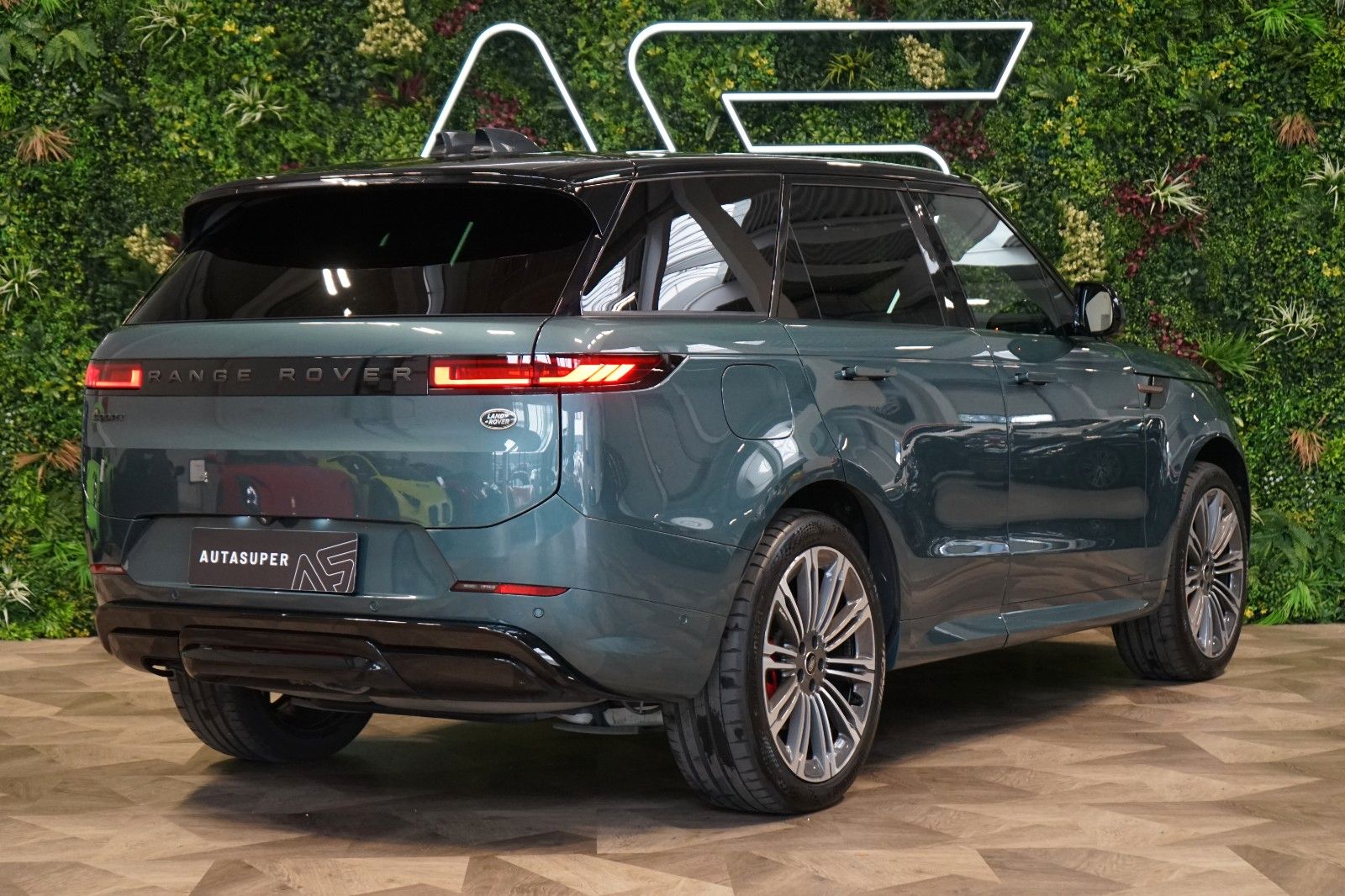 Range Rover Sport D350 AUTOBIO - Samsaru's Car Outlet