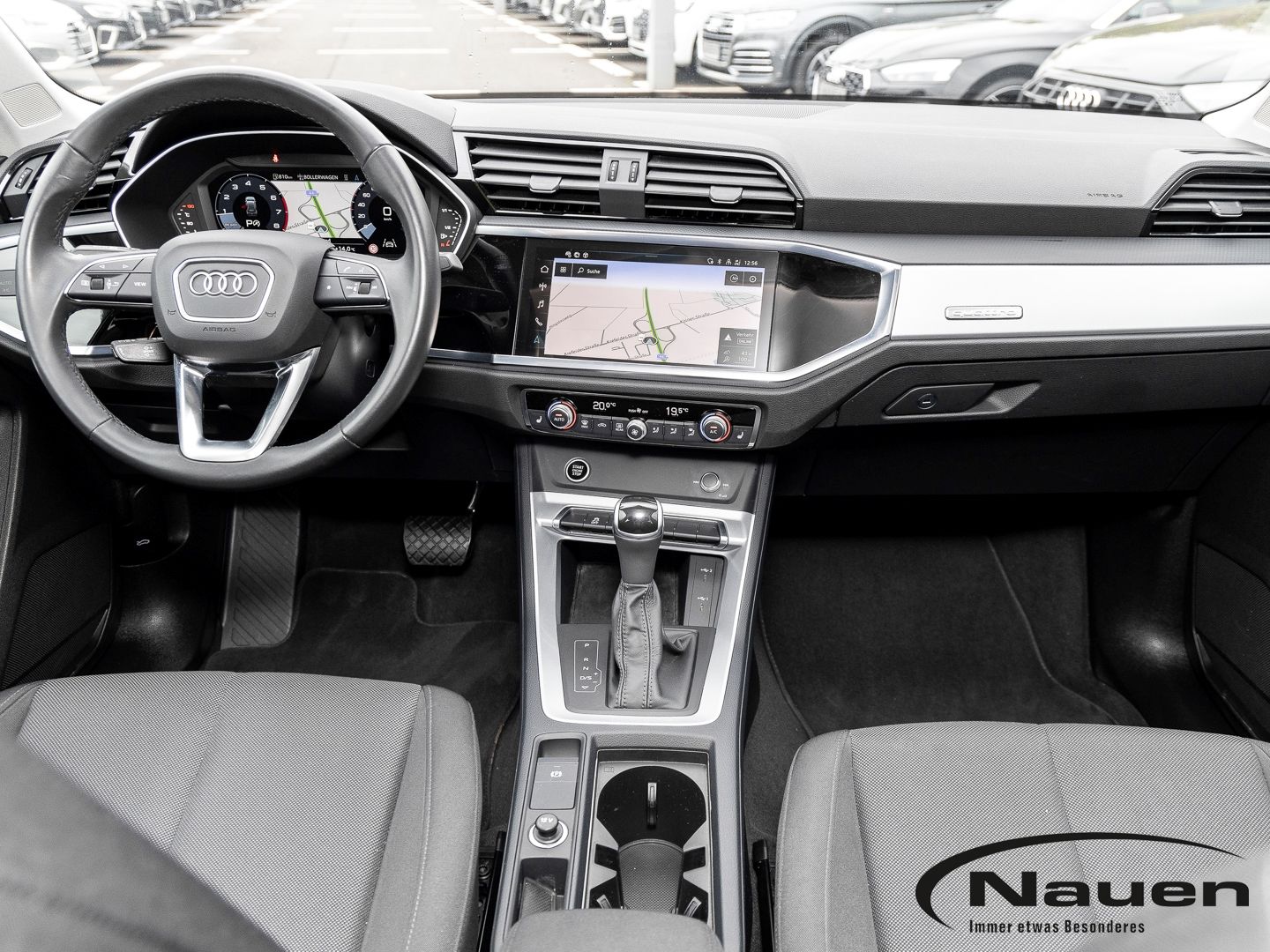 Audi Q3 40 TFSI S-line quattro - Samsaru's Car Outlet