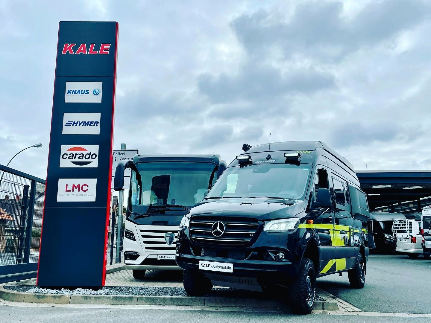 Volvo XC60 R-Design AWD *AHK*360*Standhzg*HIFI*