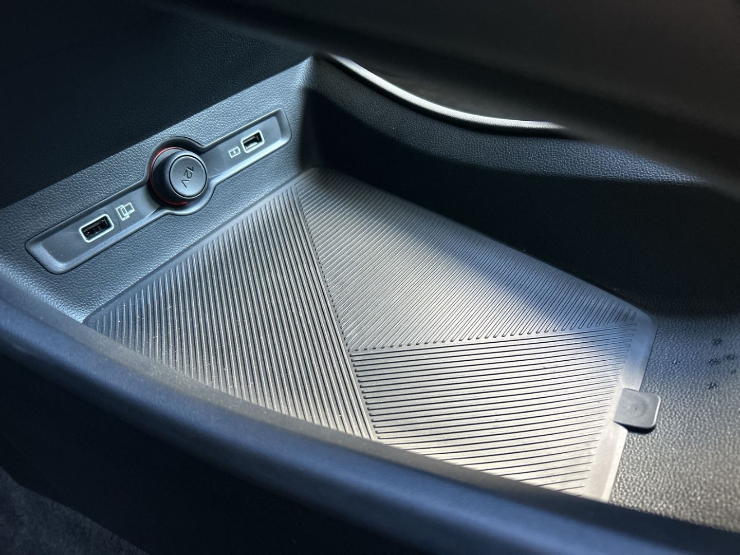 MG5 Luxury Kamera SHZ ACC LED-Scheinwerfer Navi