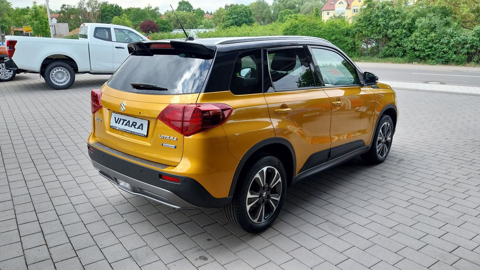 Suzuki Vitara 1.4 BOOSTERJET Hybrid Comfort+ Allgrip - Samsaru's Car Outlet