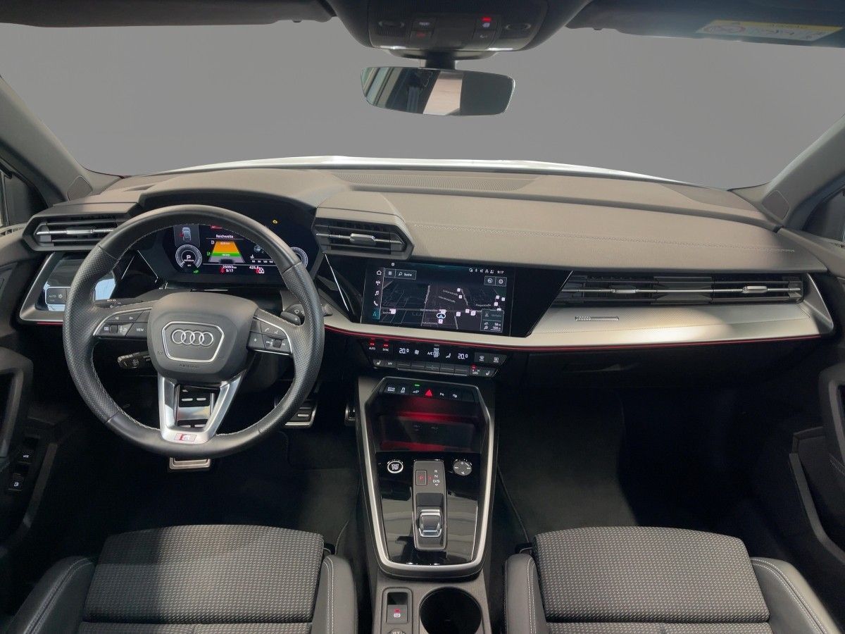 Audi A3 Sportback e-tron S line 40 TFSI Matrix Navi v
