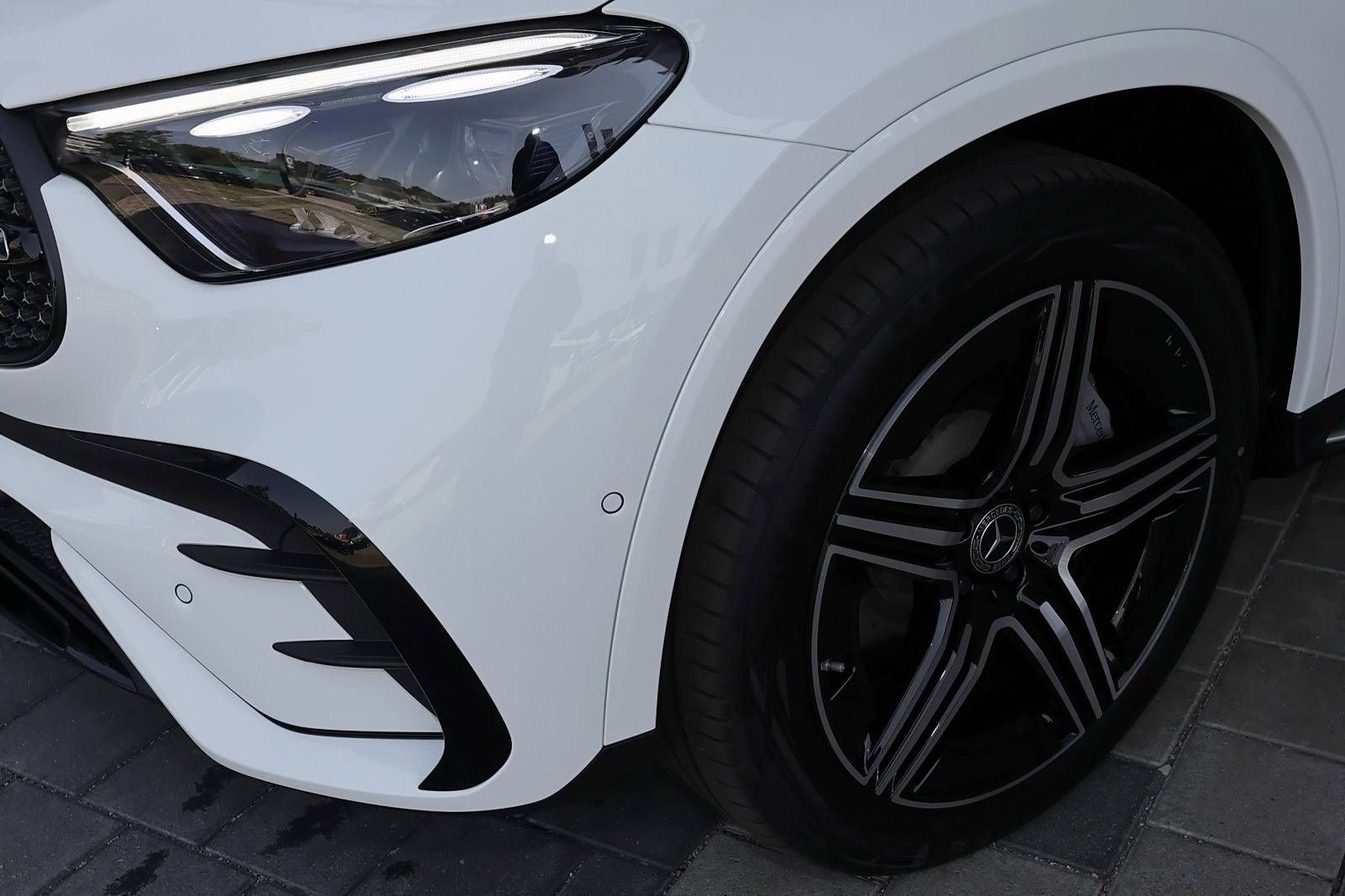 Mercedes-Benz GLC 220 d 4M AMG 360°+DIG-LED+Pano+AHK+Distronic