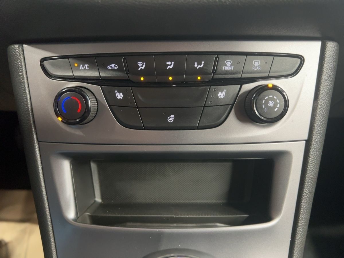 Opel Astra K SPORTS TOURER BUSINESS EDITION - Samsaru's Car Outlet