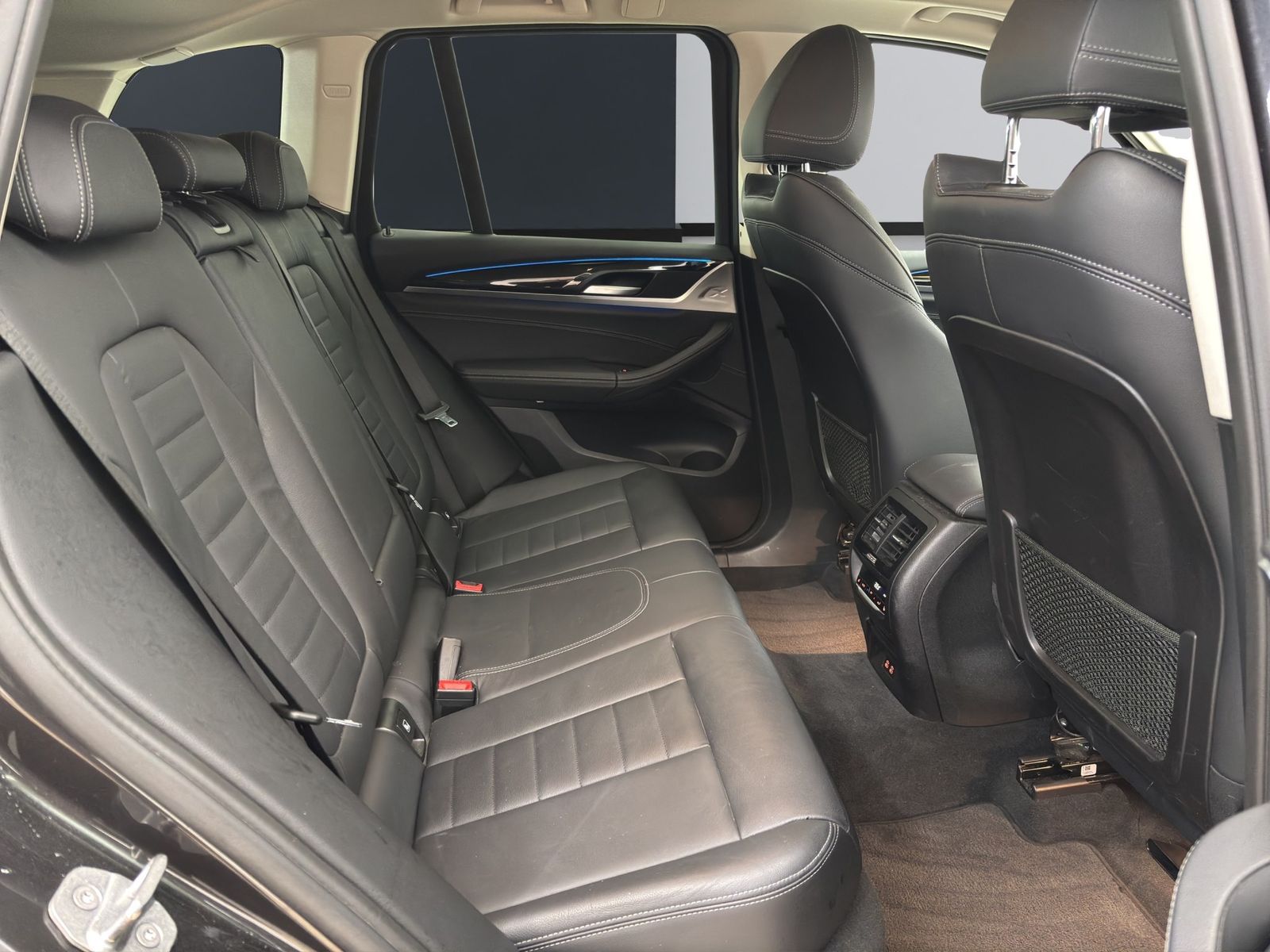 BMW X3 xDrive30e [xLine, LED, HUD, AHK, RFK, HiFi]