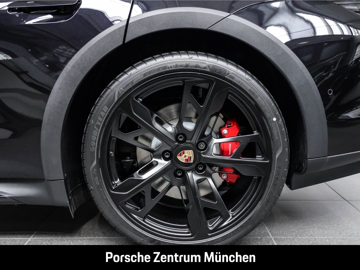 Porsche Taycan 4S Cross Turismo InnoDrive Surround-View