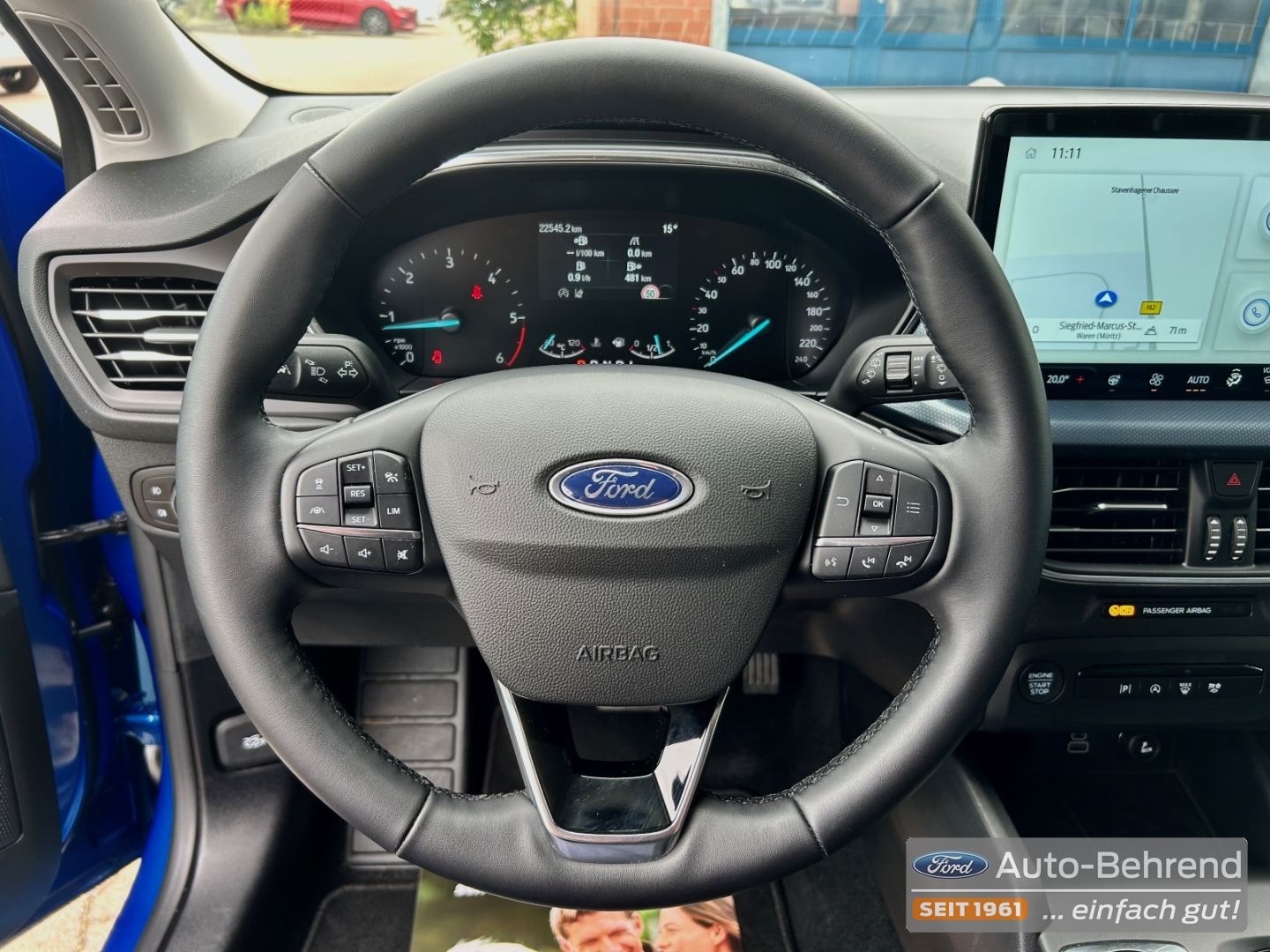 Ford Focus Turnier Active Automatik Ganzjahresreifen