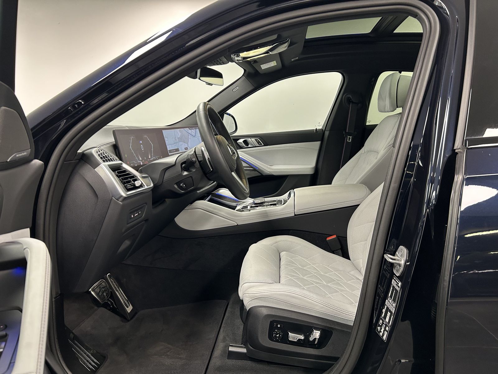 BMW X6 xDrive40d M Sportpaket Pro Pano. AHK Massagef
