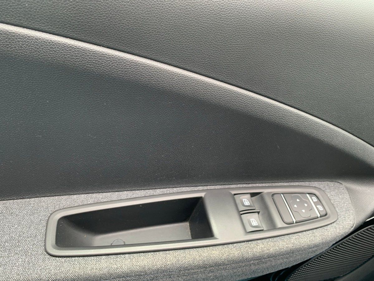 Renault ZOE EXPERIENCE R135 Z.E. 50 - Samsaru's Car Outlet