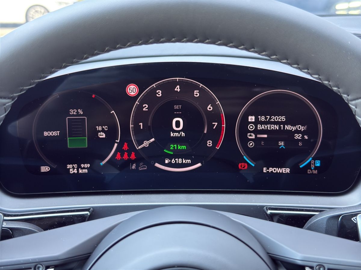 Porsche Cayenne E-Hybrid Coupe | Luftfederung | el. AHK