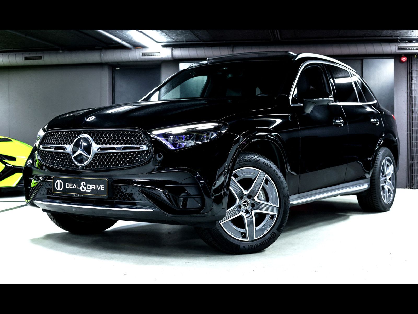 Mercedes-Benz GLC 300  DE AMG 4M°PREMIUM PLUS°BURM°AHK°DISTRO