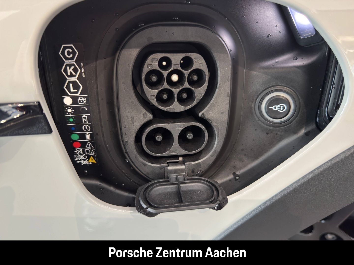 Porsche Taycan 4S Cross Turismo BOSE Head-Up Panorama