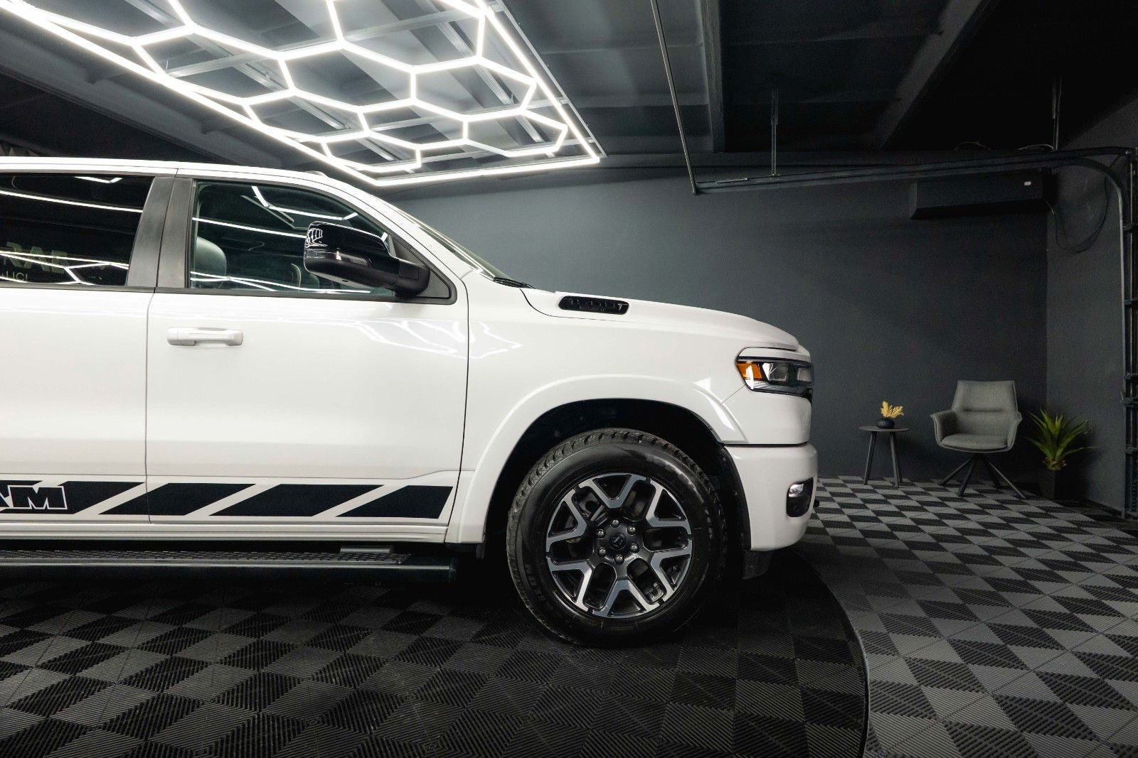 Dodge RAM 3.0 MY 25 TWIN TURBO LARAMIE Night Pano ACC