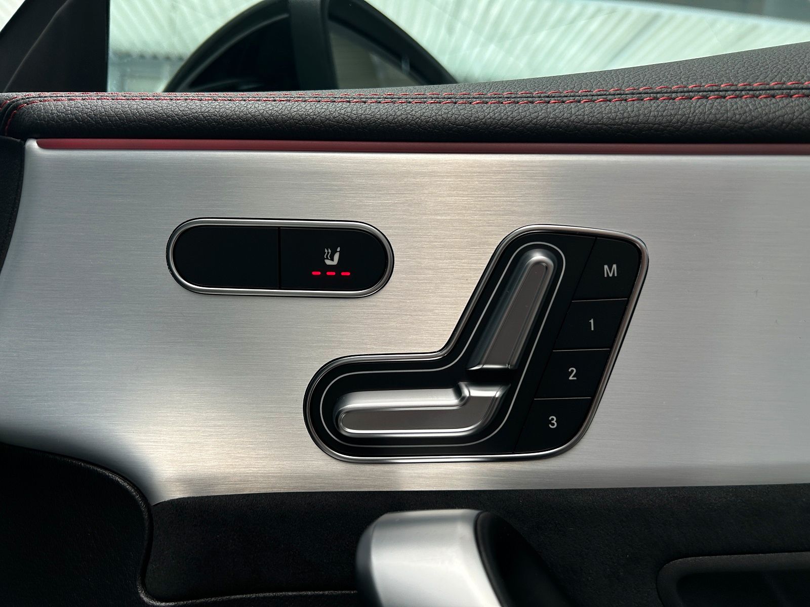 Mercedes-Benz CLA 250 4M AMG PREMIUM PLUS - Samsaru's Car Outlet