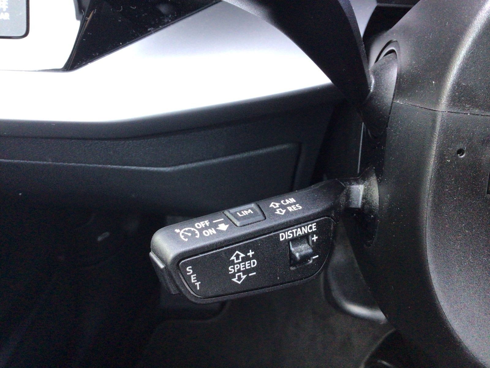 Audi A3 Sportback 40 TFSIe LM17 SPORTSITZE INTERFACE