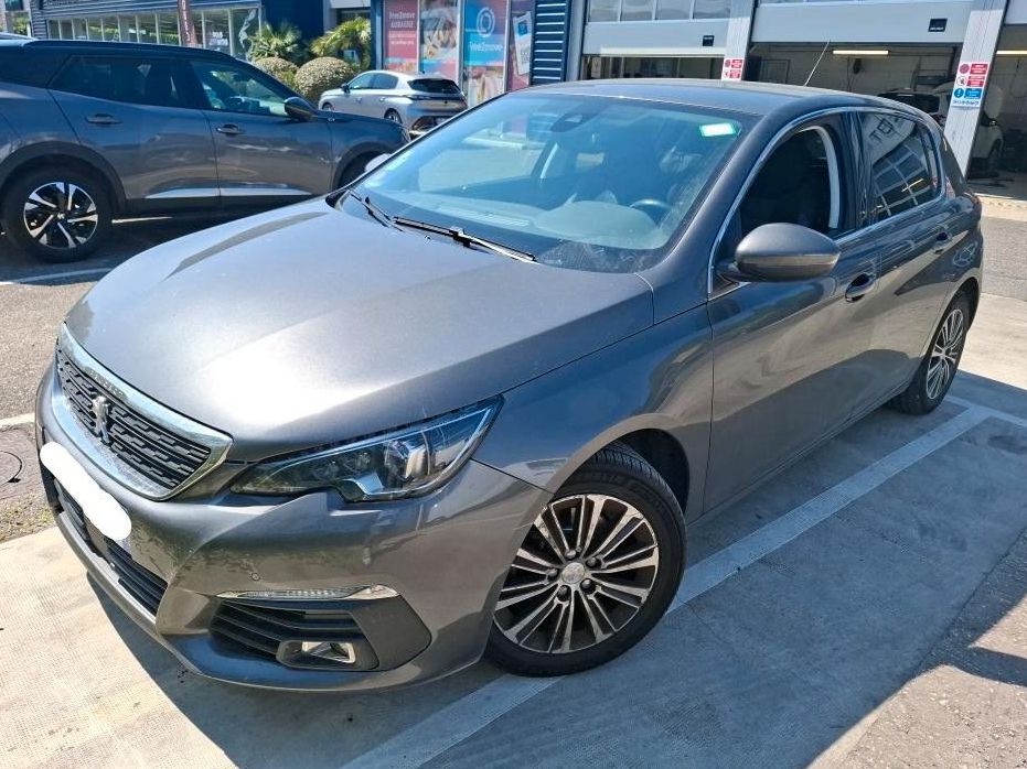 Peugeot 308 Allure Pack 1.2T - Samsaru's Car Outlet