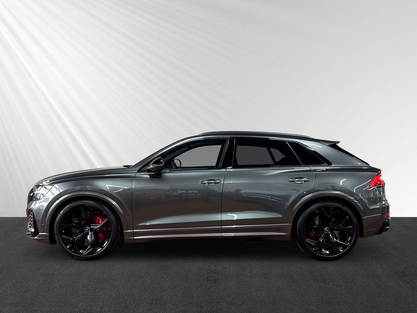 Audi RSQ8 qu tiptro 360°+AHK+HuD+Keramik+Pano+Sthz