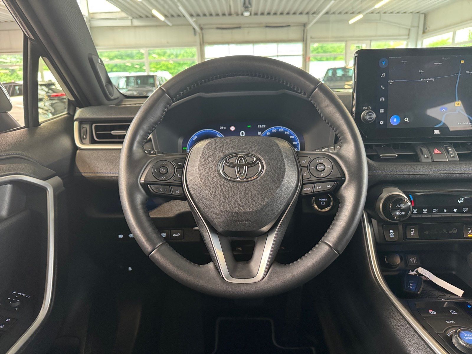 Toyota RAV4 Style Selection 4x4 - Samsaru's Car Outlet