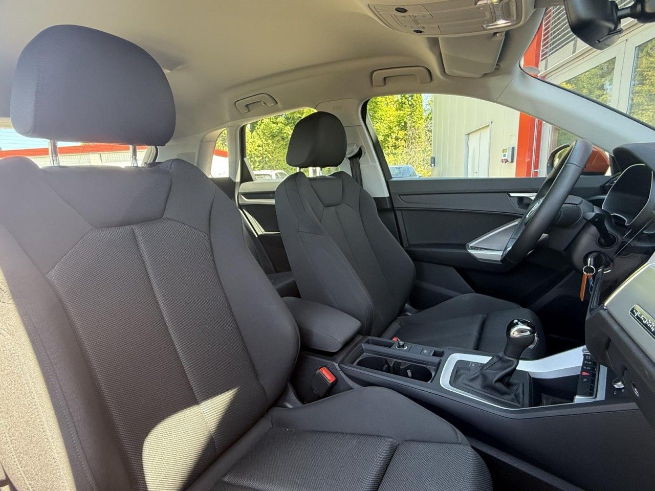 Audi Q3 45 TFSI quattro S-tronic - Samsaru's Car Outlet