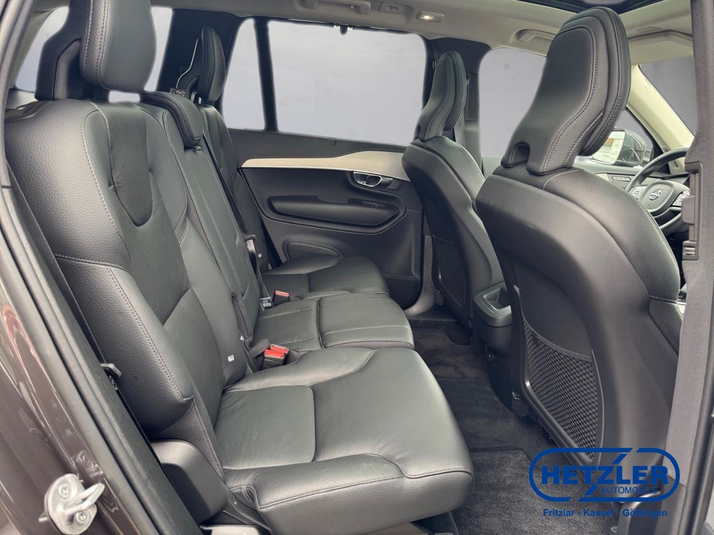 Volvo XC90 B5 Benzin Plus Bright AWD 7-Sitzer, Navigat