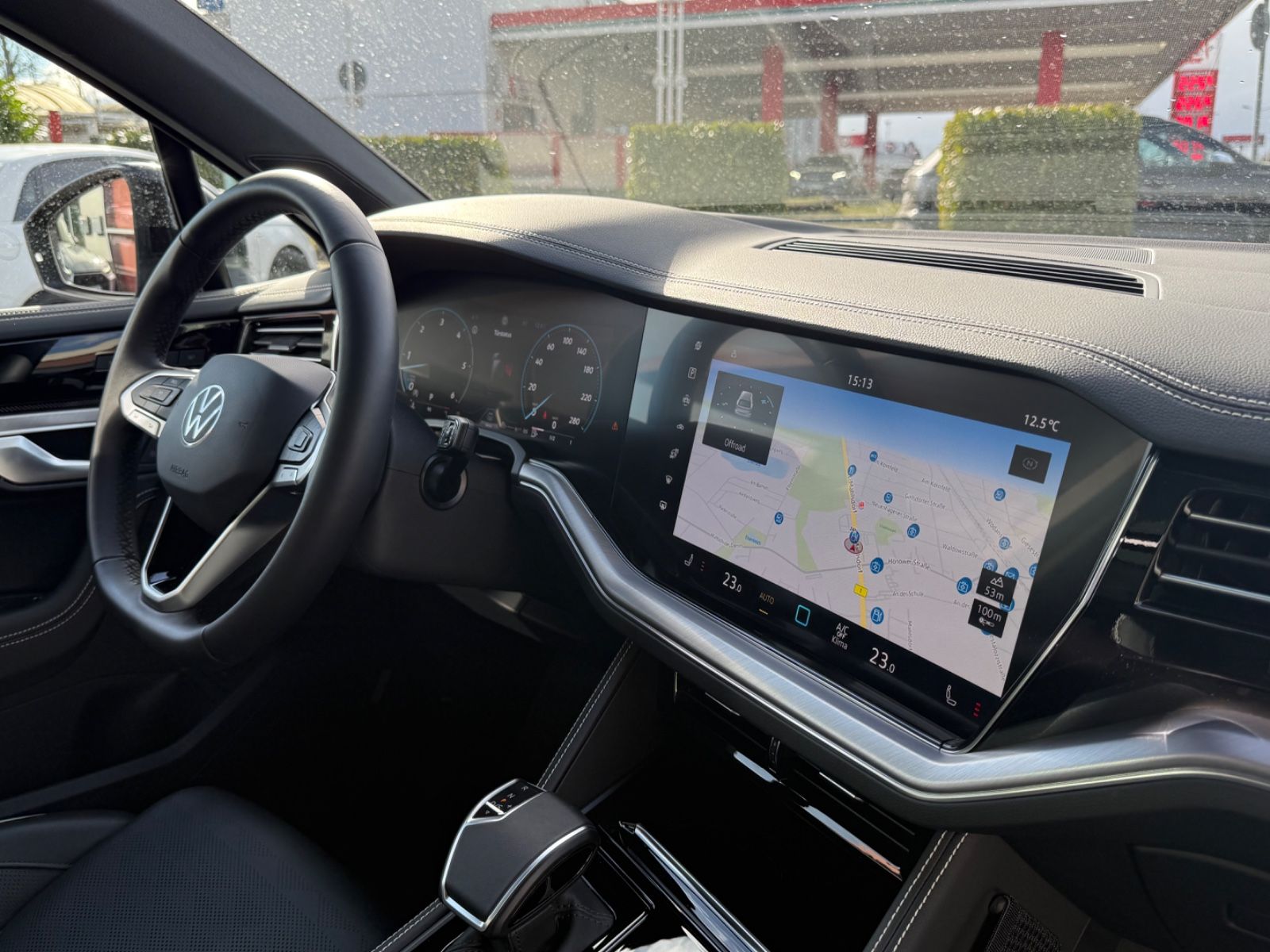 Volkswagen Touareg TDI Luft ACC Stdhzg AHK Pano Allradlenk