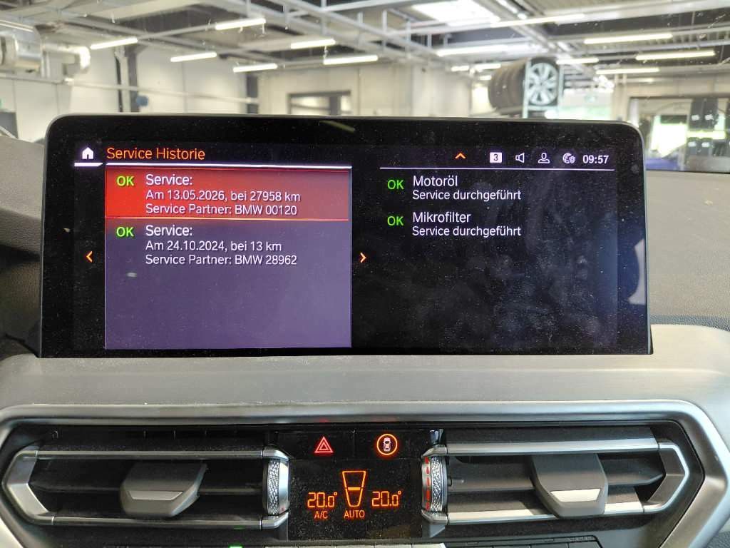 BMW X4 30d xDrive M Sport AHK/HEADUP/SITZLÜFTUNG/PAN