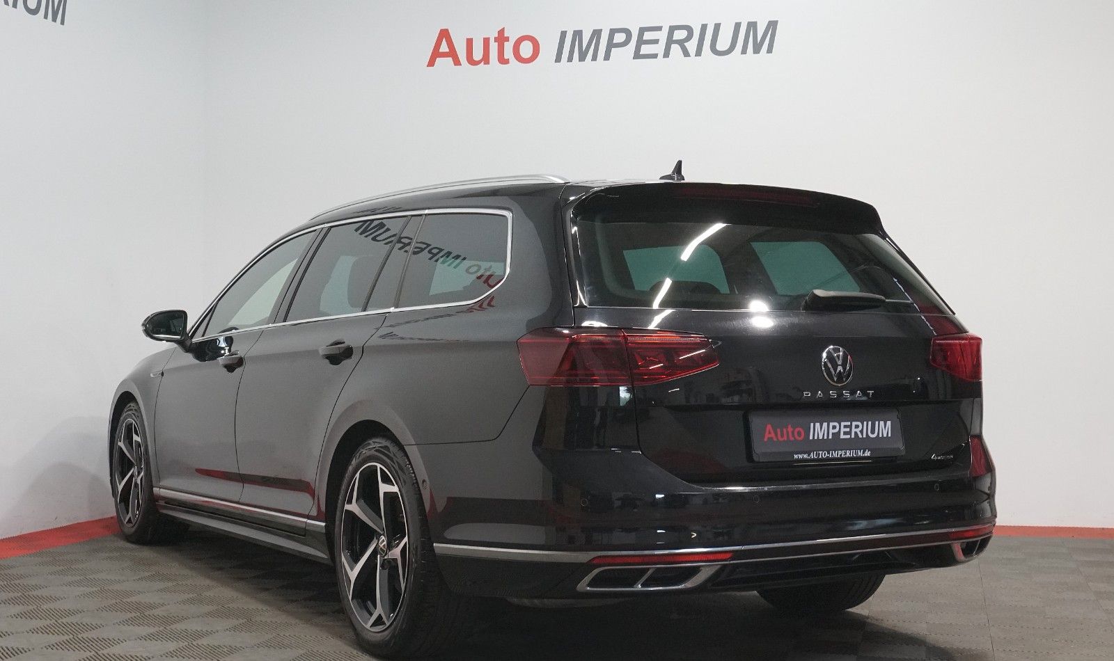 Volkswagen Passat Variant R-Line 4Motion 2.0 TDI*AHK*PANO