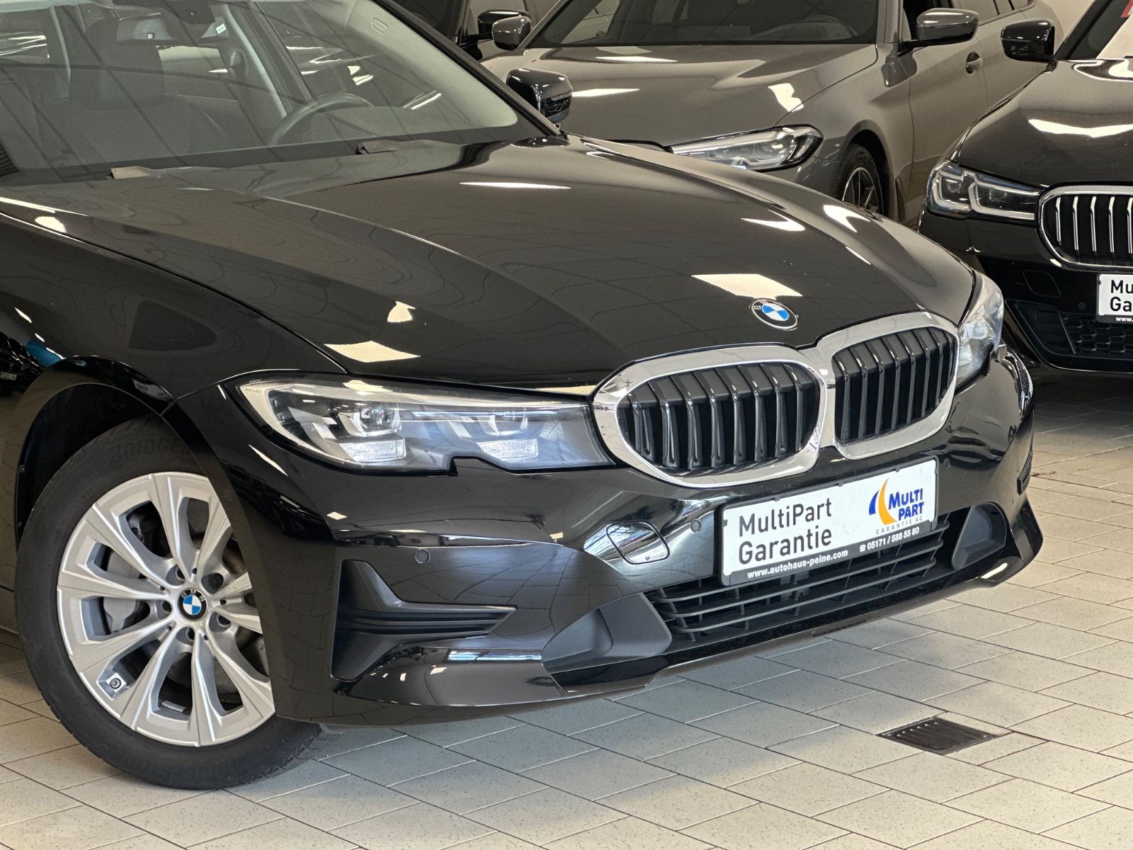 BMW 330e - Samsaru's Car Outlet